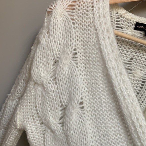 White Almost Famous Knit Cardigan. Size S - Picture 4 of 4